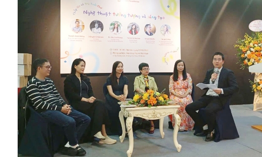 Diễn giả Bắc Ninh làm sôi động Hội sách Giáng sinh 2025 tại Hà Nội